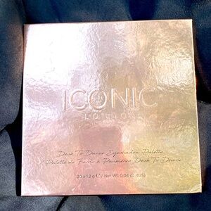 ICONIC Eyeshadow Pallet